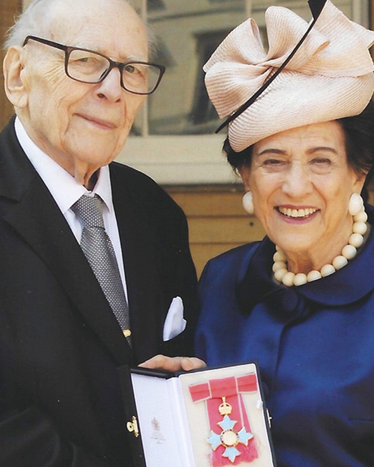 The Victor and Lilian Hochhauser Foundation pledges £500K to support scholarships